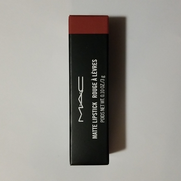 MAC Natural Born Leader Matte Lipstick - Picture 5 of 7